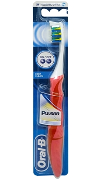 Oral-B Vibrating Toothbrush Pro-Expert Pulsar 35 Medium Picture of Oral-B Vibrating Toothbrush Pro-Expert Pulsar 35 Medium