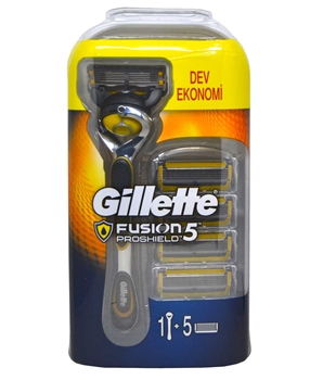 Gillette Fusion 5 Proshield Razor + 5 Refill Blade Picture of Gillette Fusion 5 Proshield Razor + 5 Refill Blade